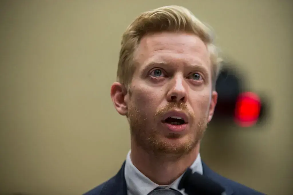 Steve Huffman, CEO de Reddit, durante una comparecencia.