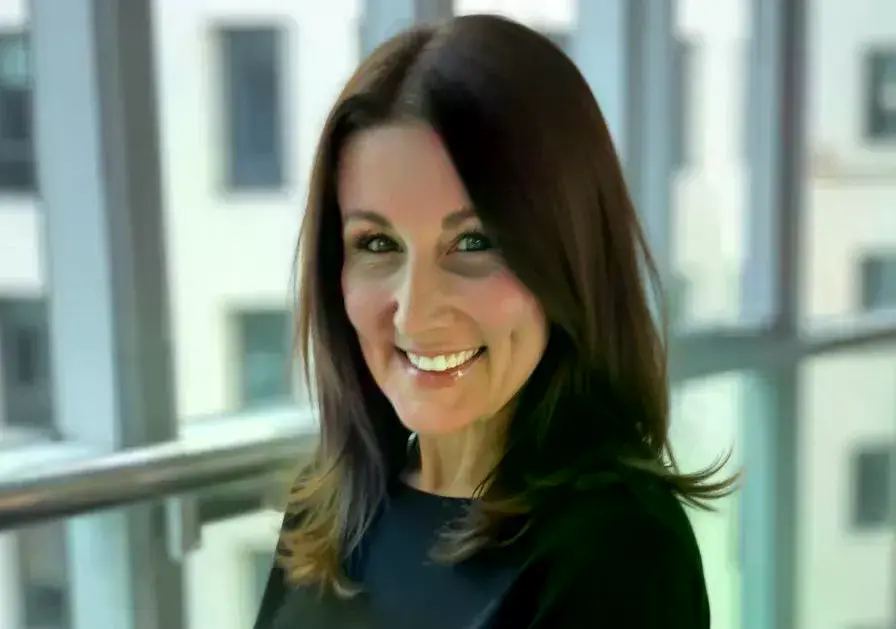 Agente de IA 1mind llamado Mindy