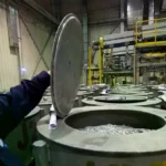 Interior de una instalación de tierras raras.