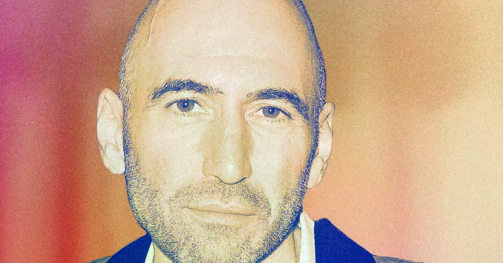 Foto-ilustración del logotipo de Grindr con elementos de IA.